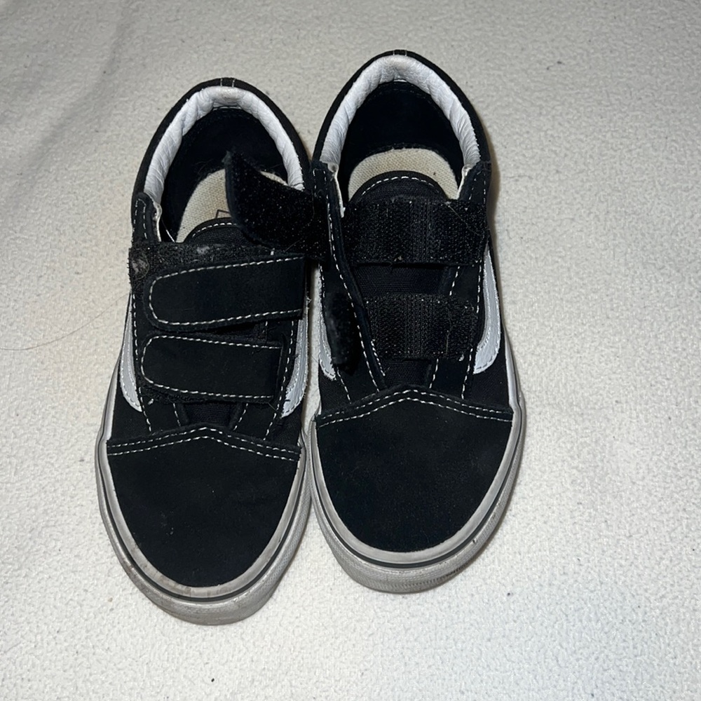 11c Vans